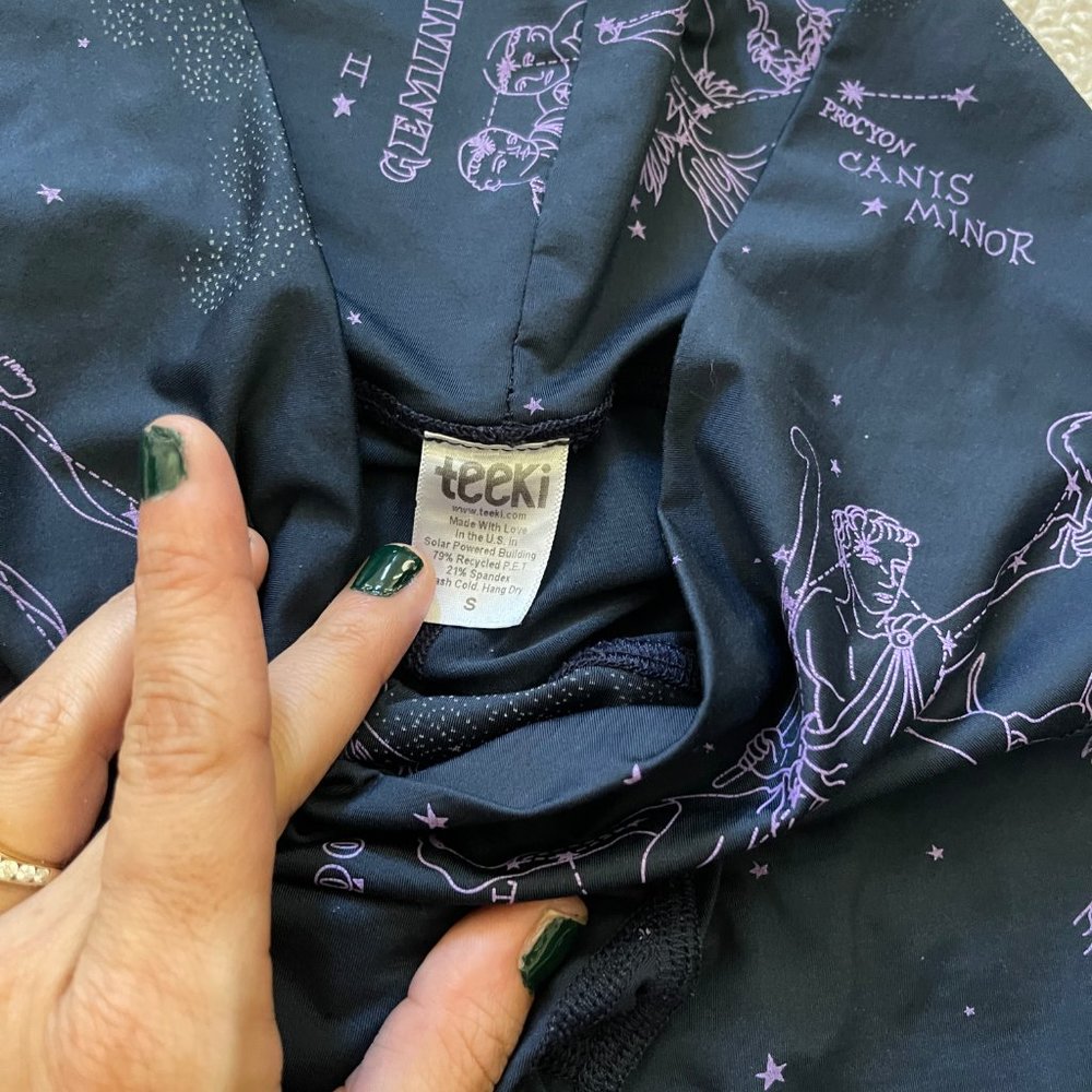 teeki Rare Leggings EUC with Light Purple Constellation Print